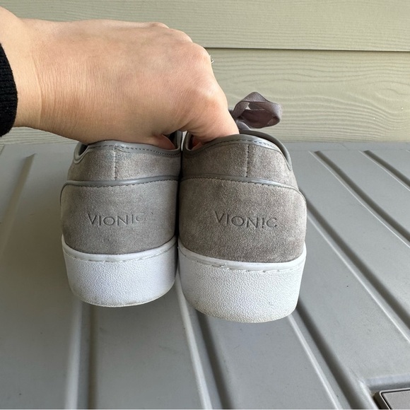 Vionic Keke Suede Upper Casual Supportive Sneakers Gray Size 8.5 Women’s - Picture 4 of 10